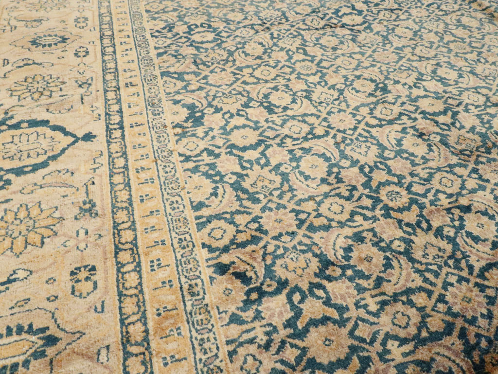 Antique Persian Mahal Carpet, No.22475 - Gsblank