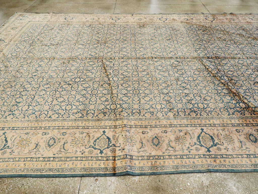 Antique Persian Mahal Carpet, No.22475 - Gsblank