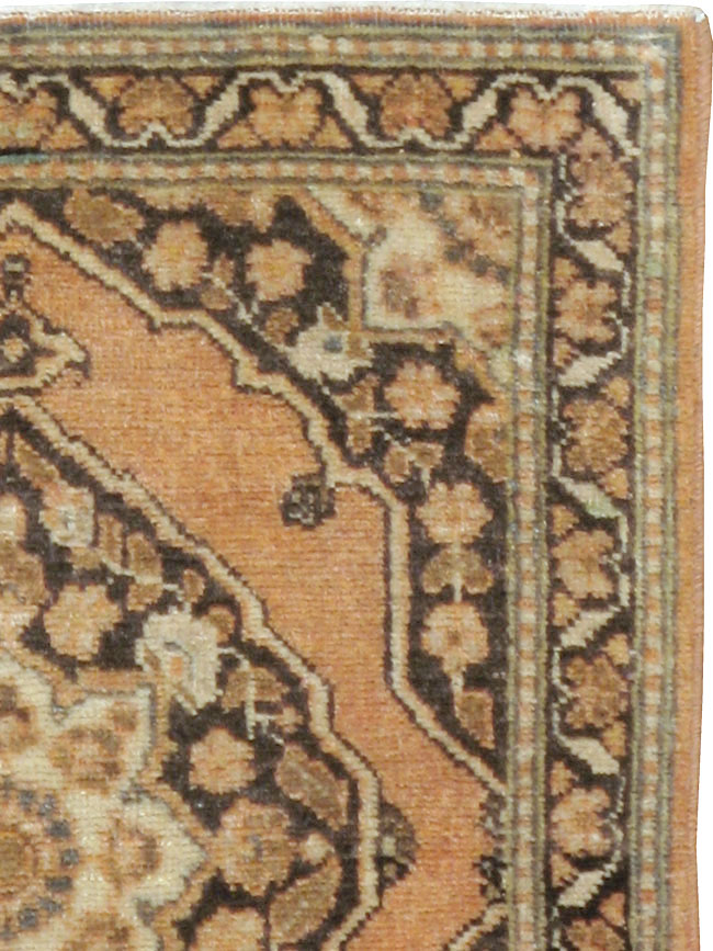 Antique Persian Tabriz Rug, No.22479 - Gsblank
