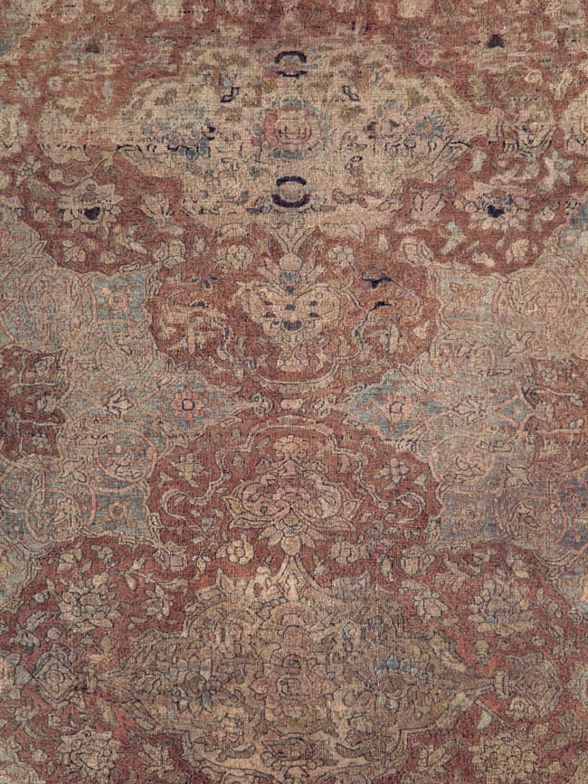 Antique Persian Isfahan Carpet, No.22505 - Gsblank