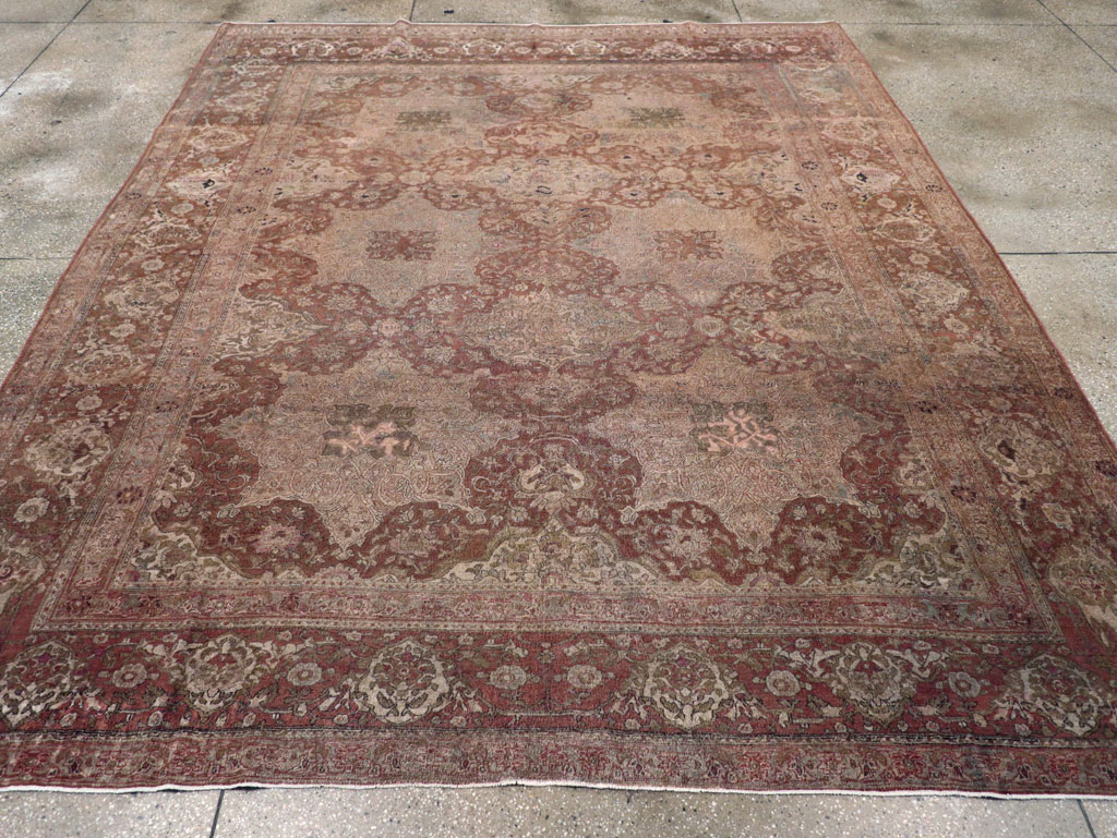 Antique Persian Isfahan Carpet, No.22505 - Gsblank