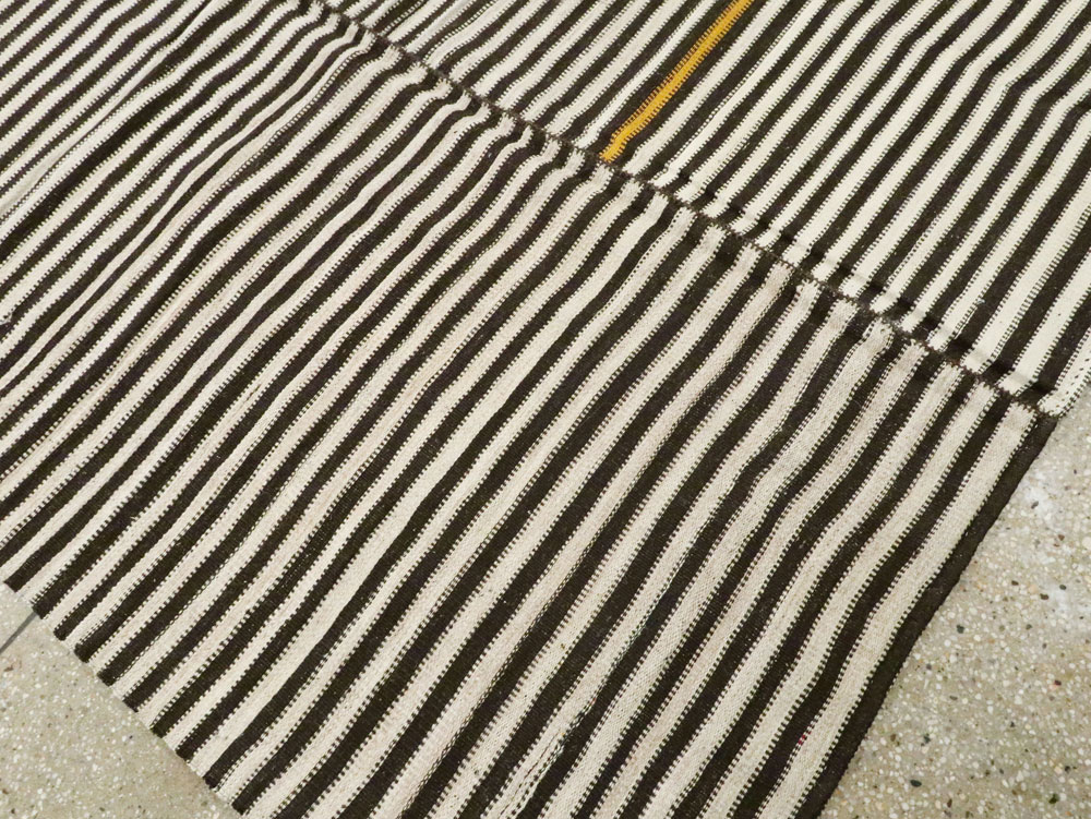 Vintage Persian Flatweave Kilim, No.22509 - Gsblank