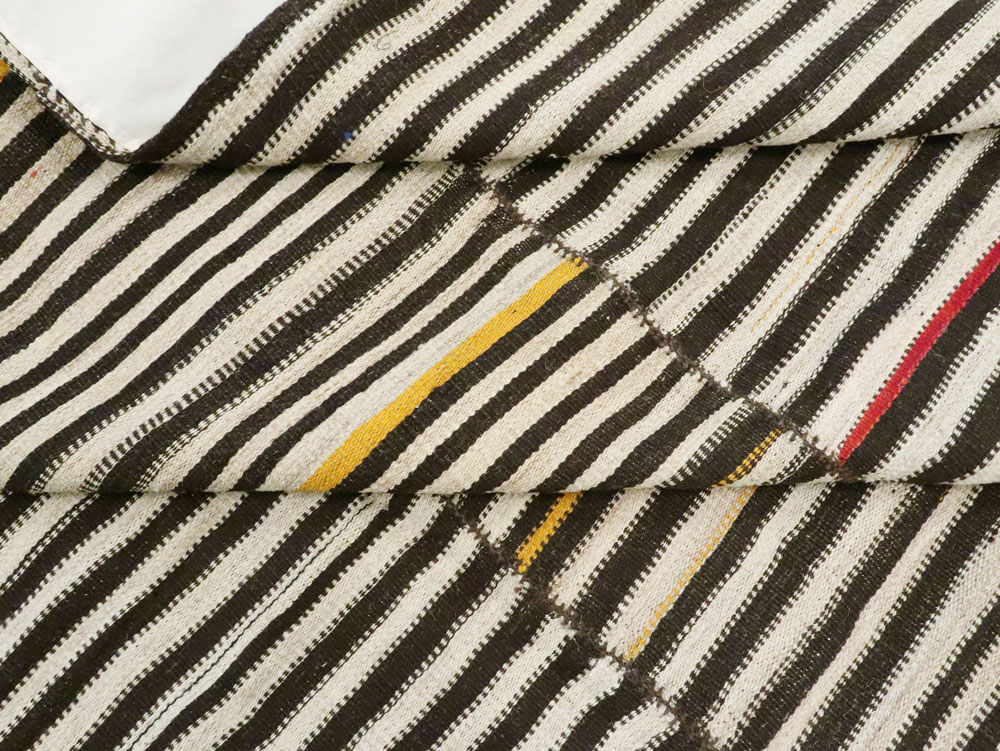 Vintage Persian Flatweave Kilim, No.22509 - Gsblank