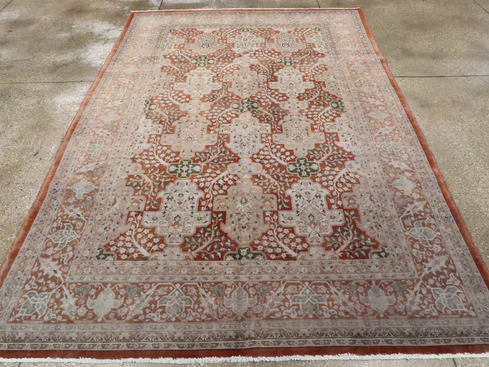 Vintage Persian Tabriz Carpet, No.22528 - Gsblank
