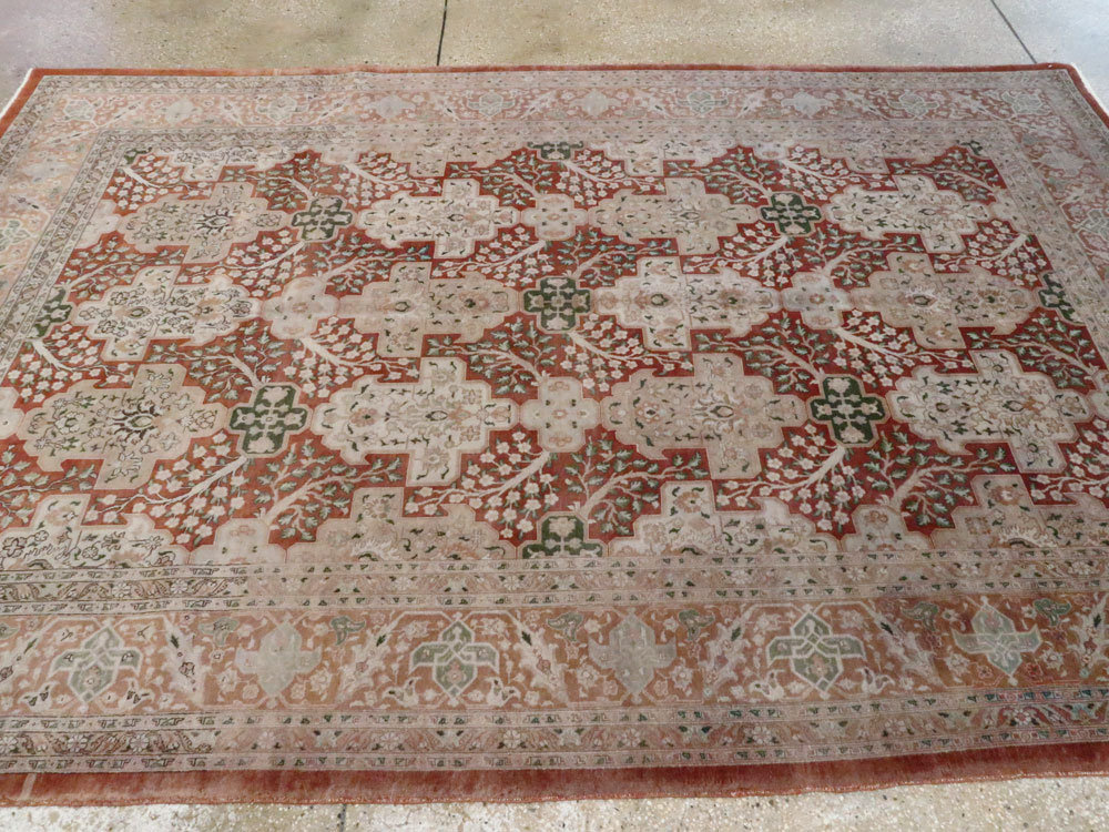Vintage Persian Tabriz Carpet, No.22528 - Gsblank
