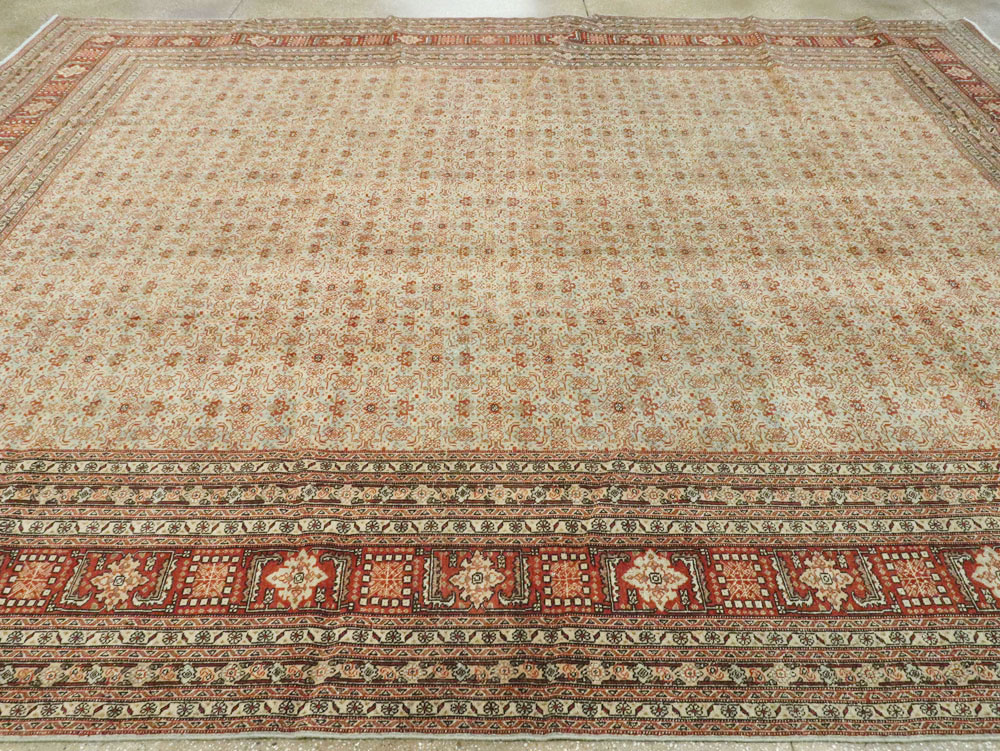 Antique Persian Tabriz Carpet, No.22529 - Gsblank