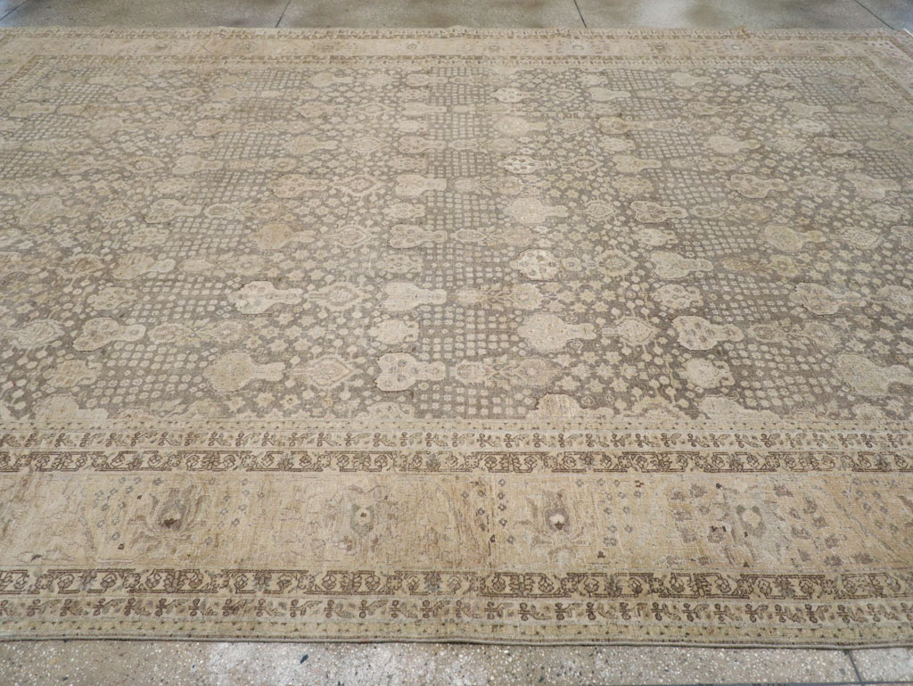 Antique Persian Tabriz Large Carpet, No.22547 - Gsblank