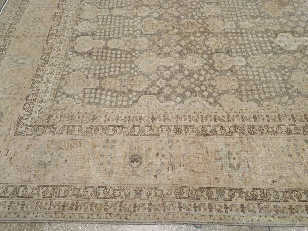 Antique Persian Tabriz Large Carpet, No.22547 - Gsblank