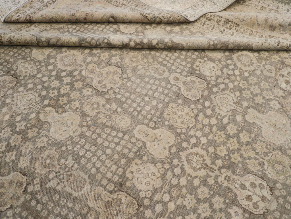 Antique Persian Tabriz Large Carpet, No.22547 - Gsblank