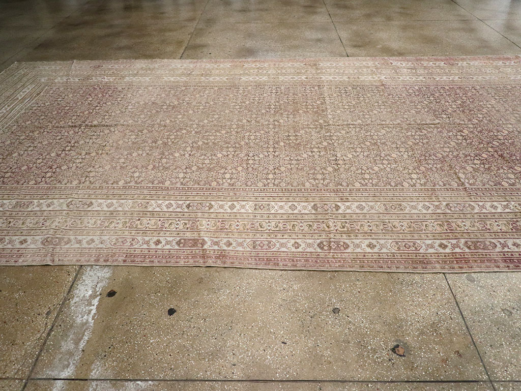 Antique Persian Dorokhsh Carpet, No.22559 - Gsblank