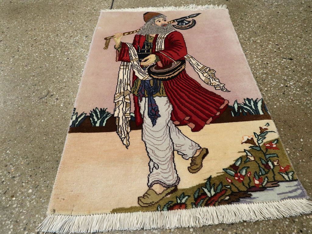 Vintage Persian Tabriz Pictorial Rug, No.22579 - Gsblank