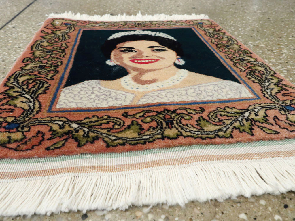 Vintage Persian Tabriz Pictorial Rug, No.22590 - Gsblank