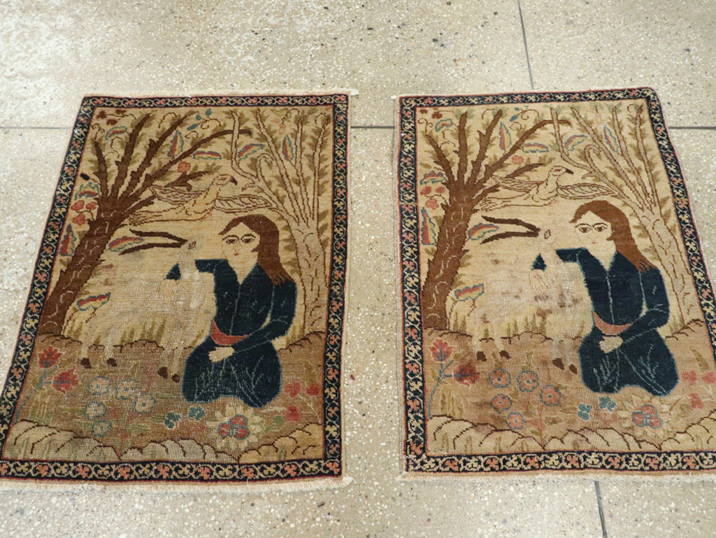 Vintage Persian Tabriz Pictorial Rug (Pair: 2 of 2), No.22596 - Gsblank
