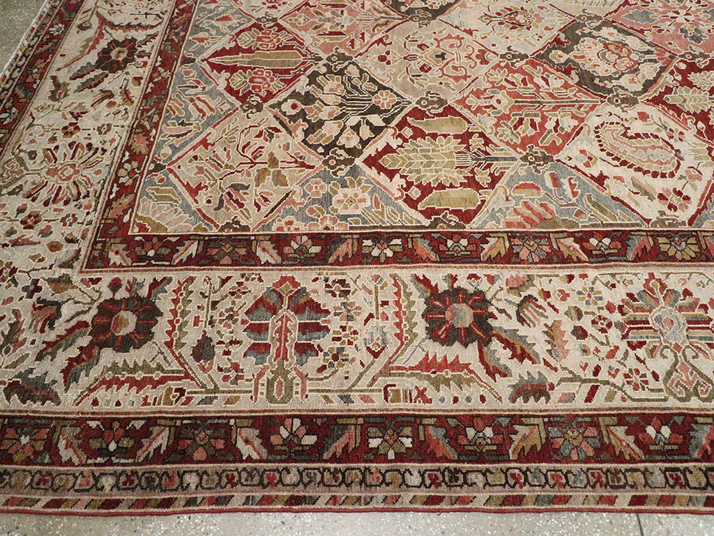 Antique Persian Bakhtiari Large Carpet, No.22602 - Gsblank