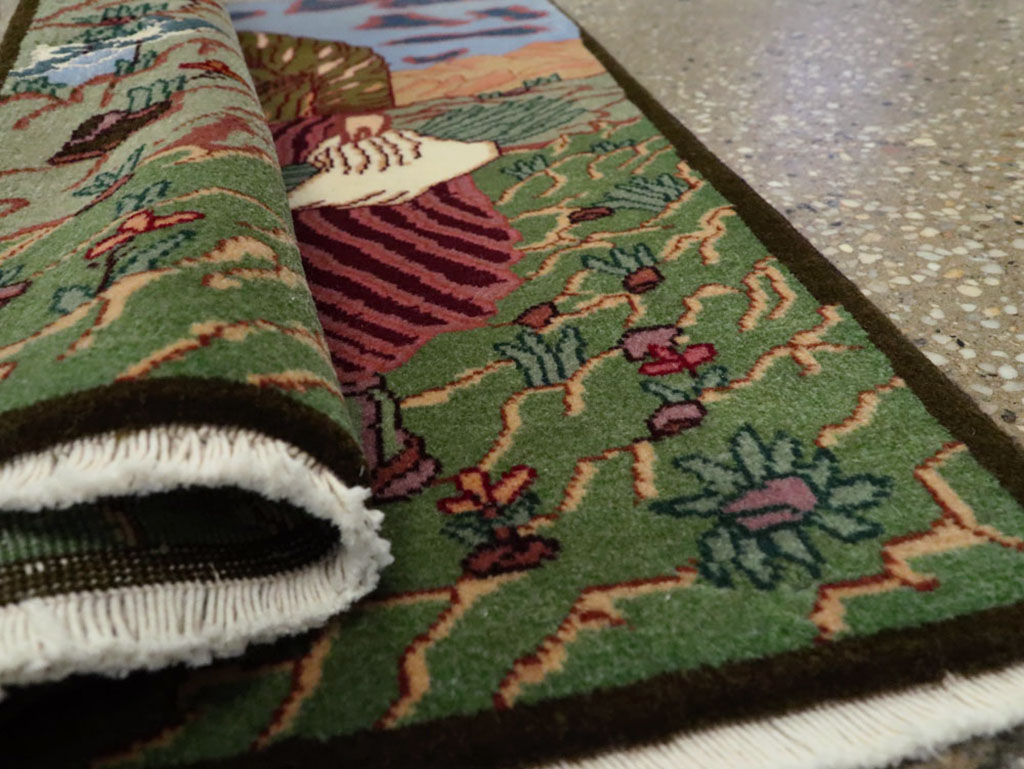 Vintage Persian Tabriz Pictorial Rug, No.22606 - Gsblank