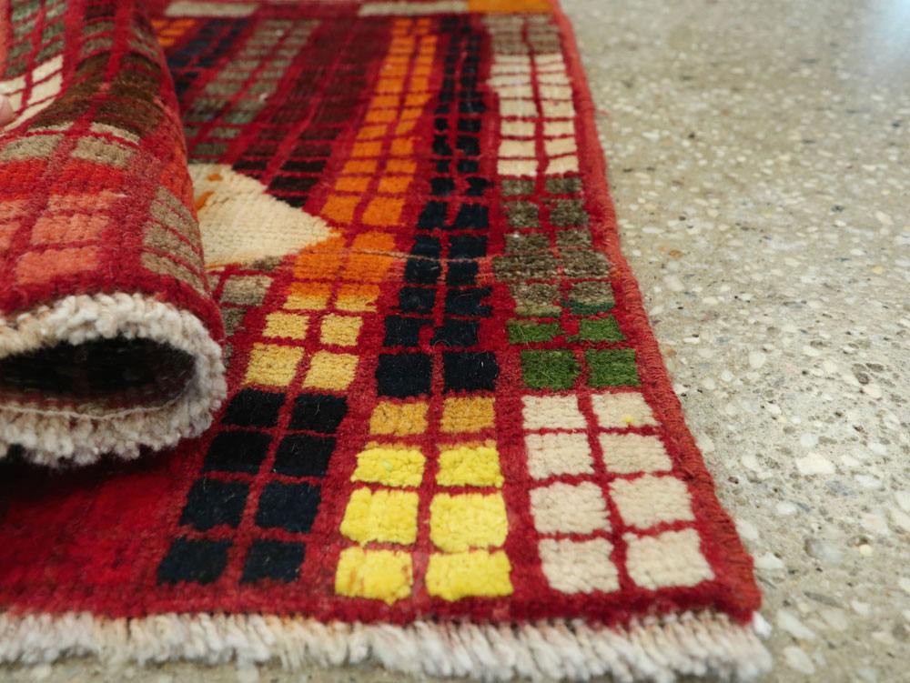 Vintage Persian Gabbeh Rug, No.22620 - Gsblank