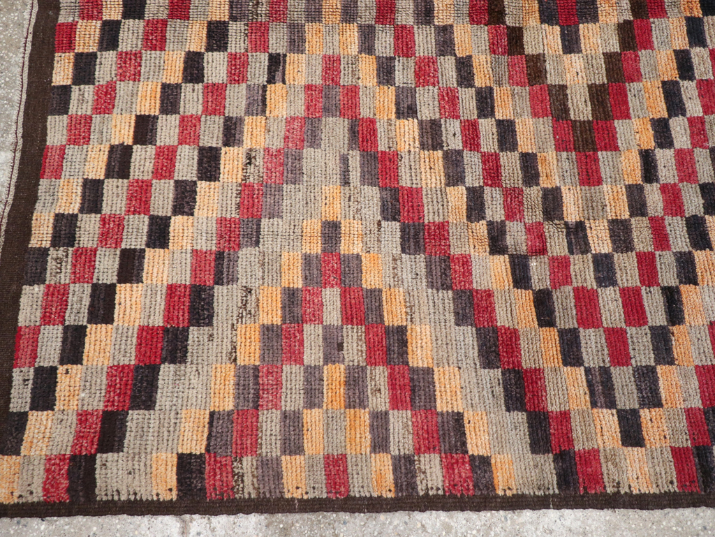 Vintage Turkish Anatolian Accent Rug, No.22644 - Gsblank