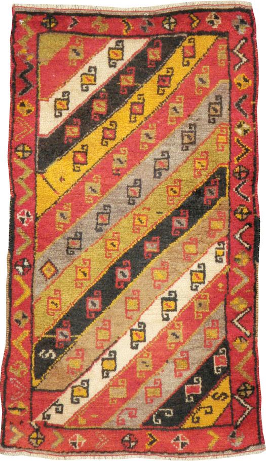 Vintage Turkish Anatolian Rug, No.22648 - Gsblank