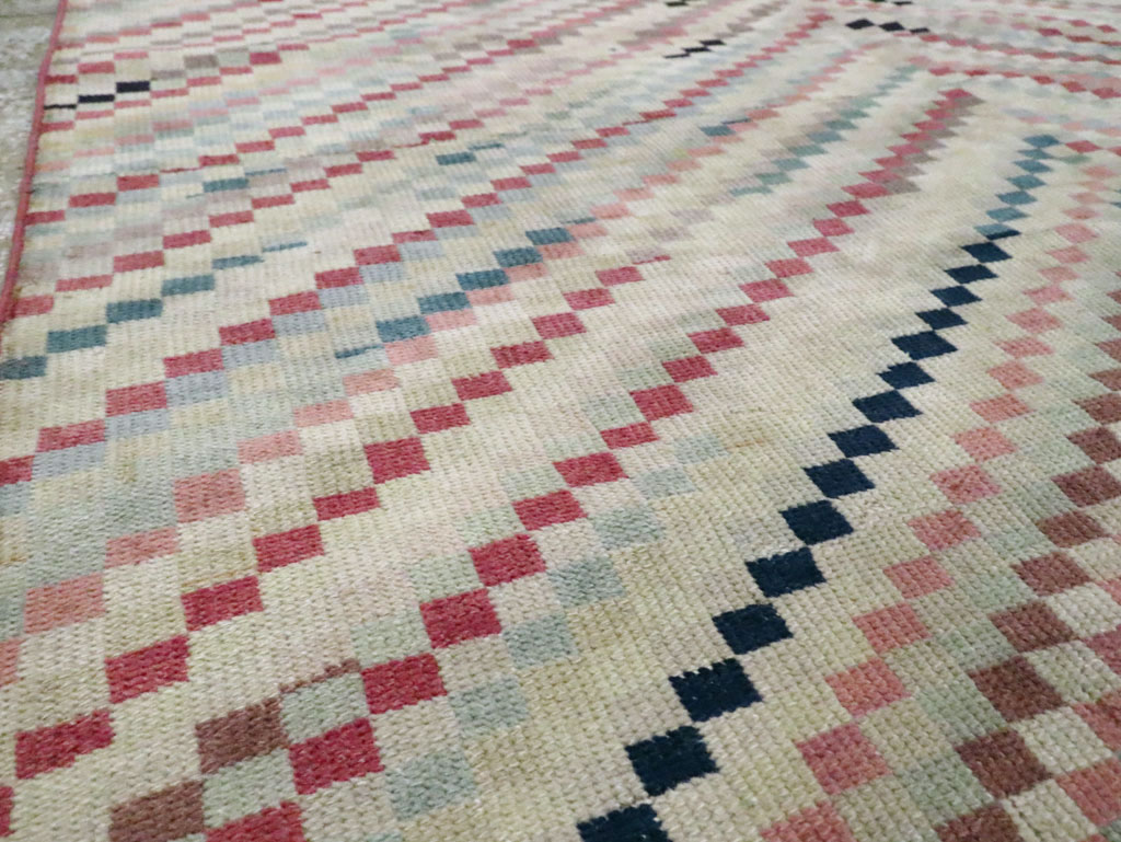 Vintage Turkish Anatolian Gallery Carpet, No.22658 - Gsblank