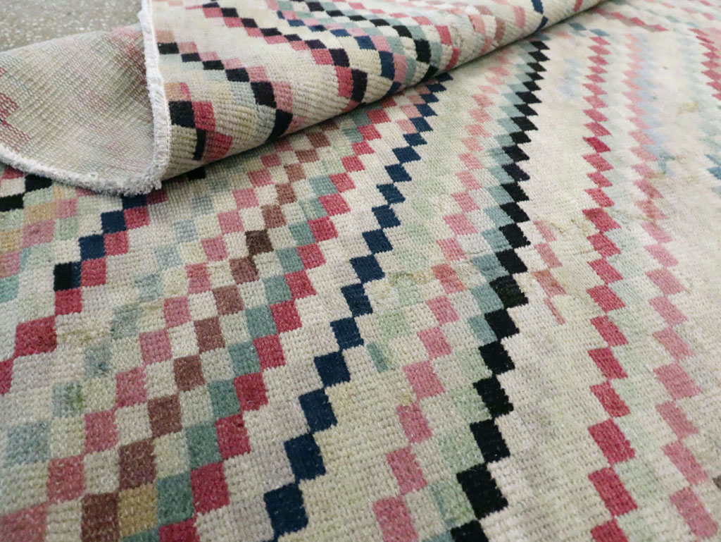 Vintage Turkish Anatolian Gallery Carpet, No.22658 - Gsblank