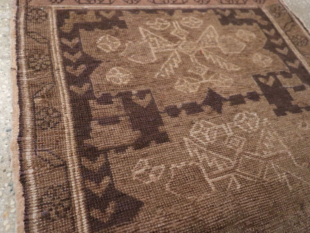 Vintage Persian Malayer Throw Rug, No.22672 - Gsblank