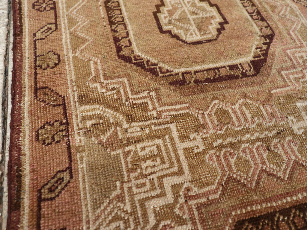 Antique Khotan Rug, No.22674 - Gsblank