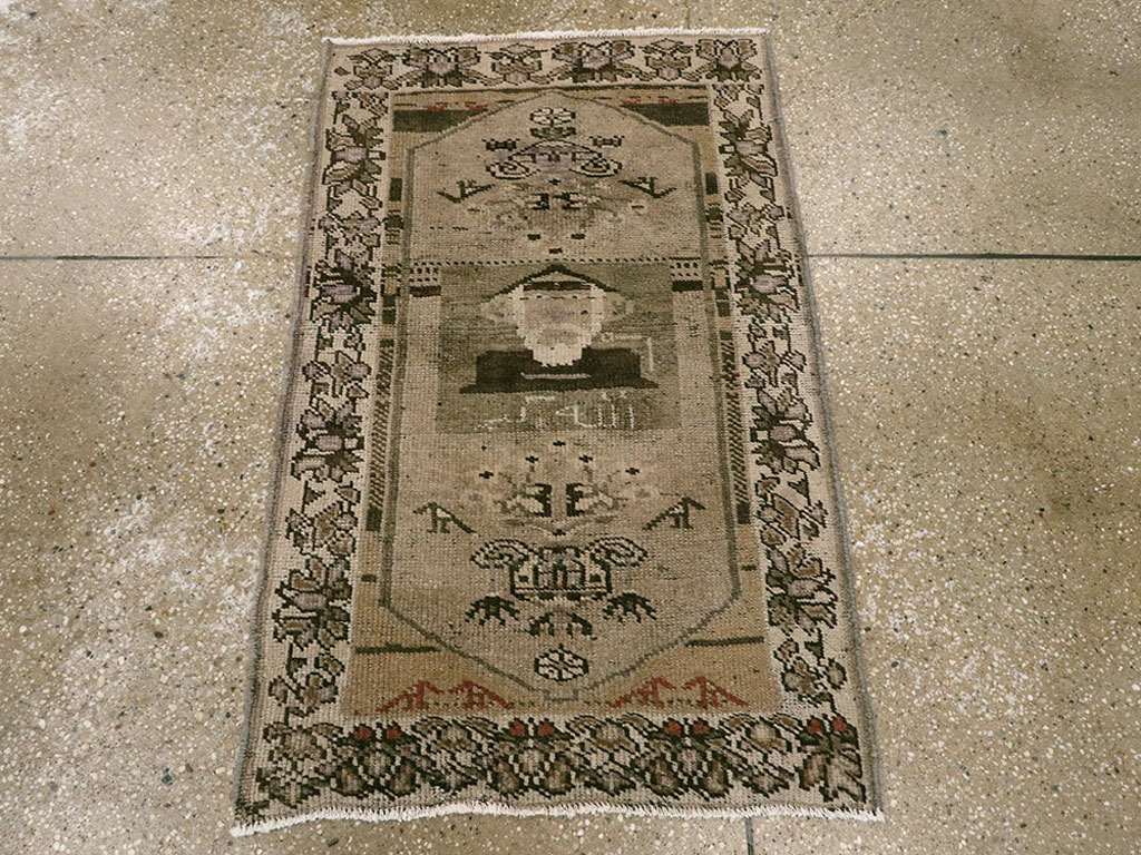 Vintage Persian Malayer Pictorial Rug, No.22676 - Gsblank