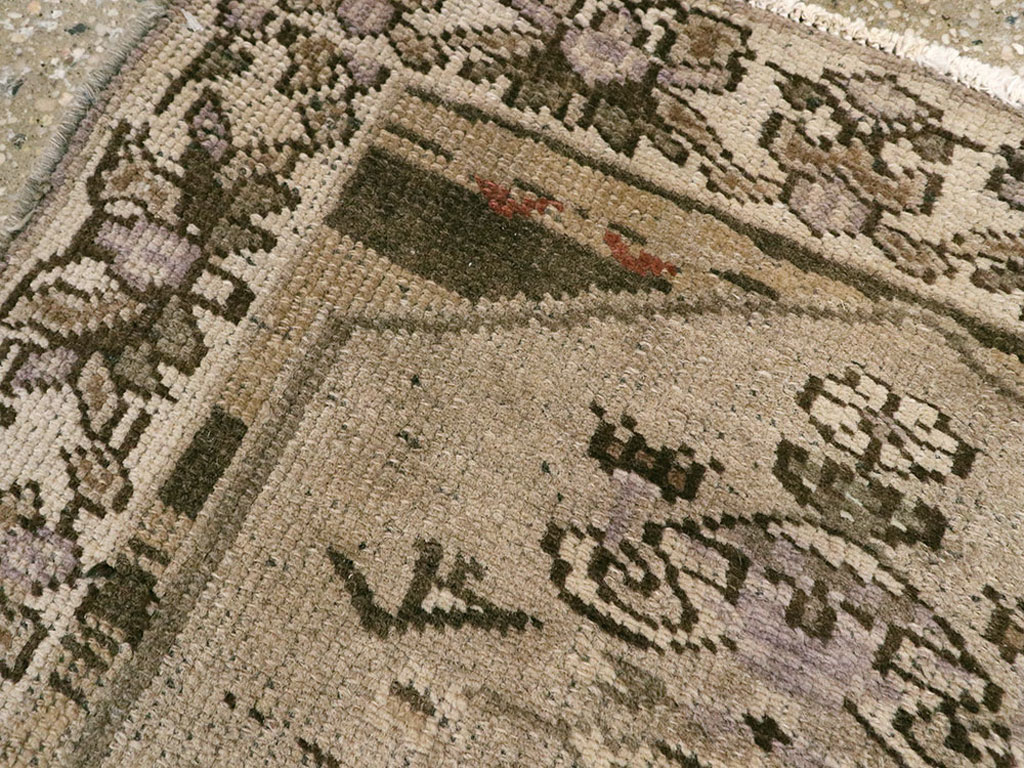 Vintage Persian Malayer Pictorial Rug, No.22676 - Gsblank