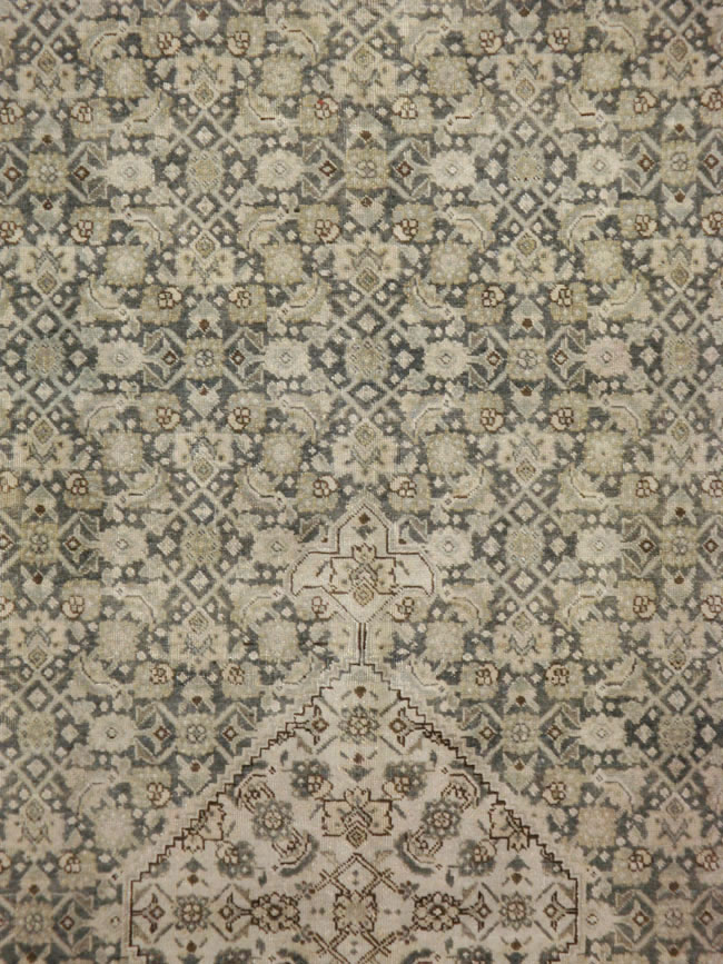 Antique Persian Tabriz Carpet, No.22690 - Gsblank