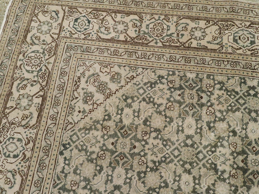 Antique Persian Tabriz Carpet, No.22690 - Gsblank