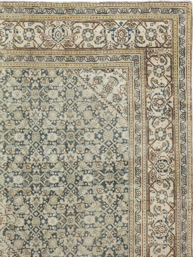 Antique Persian Tabriz Carpet, No.22693 - Gsblank