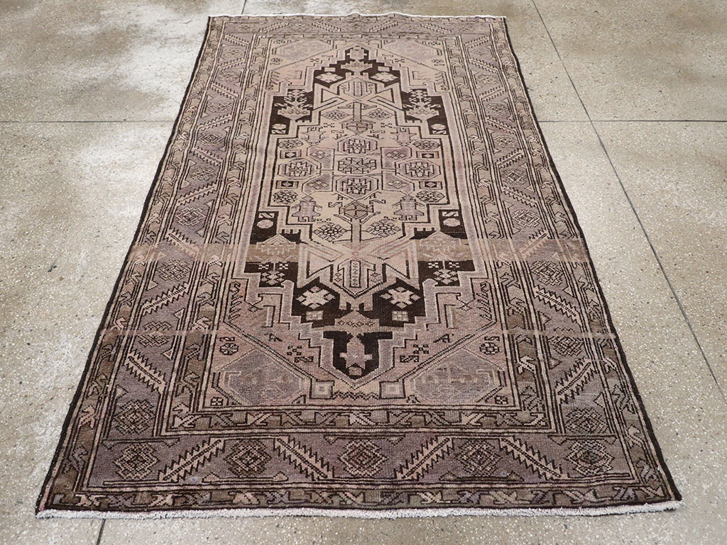 Vintage Persian Malayer Accent Rug, No.22699 - Gsblank