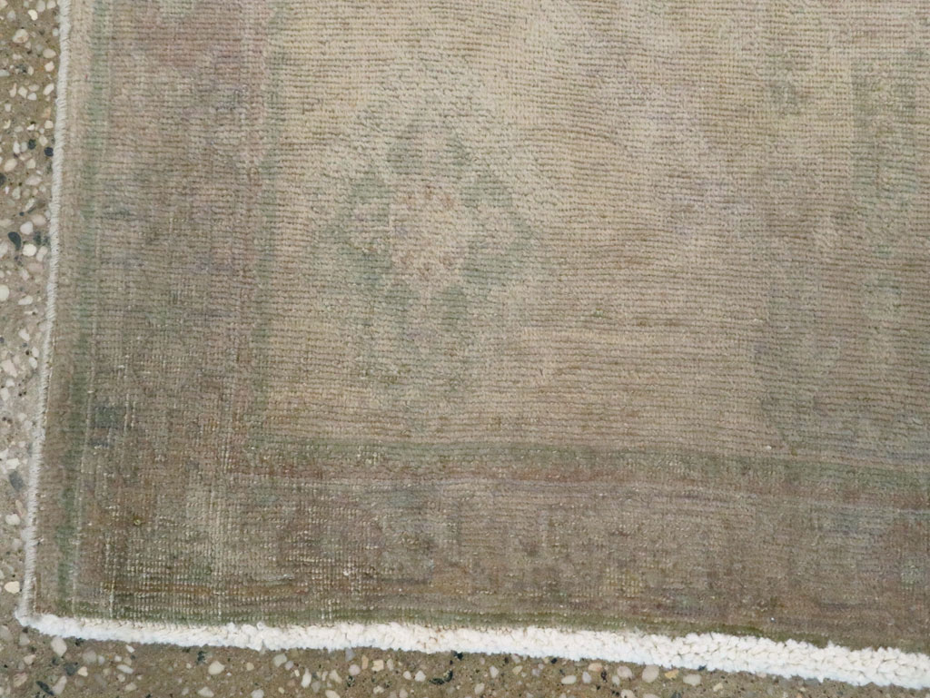 Vintage Persian Shiraz Rug (Pair: 1 of 2), No.22705 - Gsblank