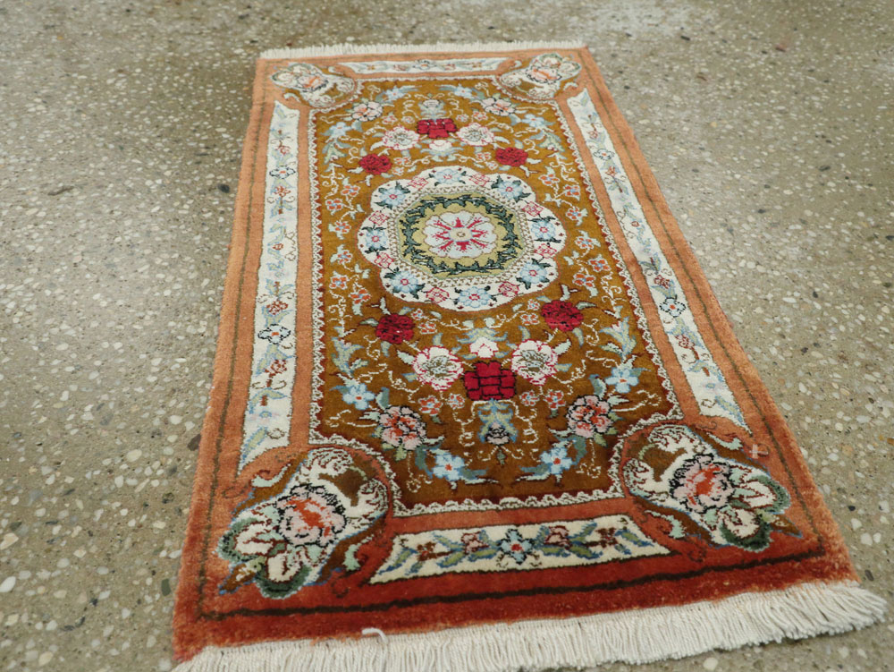 Vintage Persian Quom Silk Rug, No.22707 - Gsblank