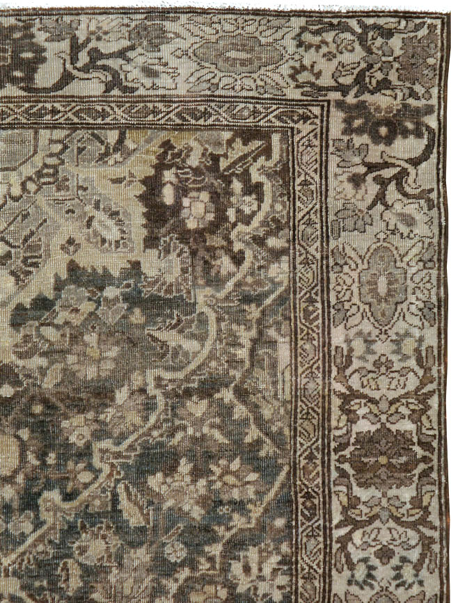 Antique Persian Bakhtiari Rug, No.22712 - Gsblank