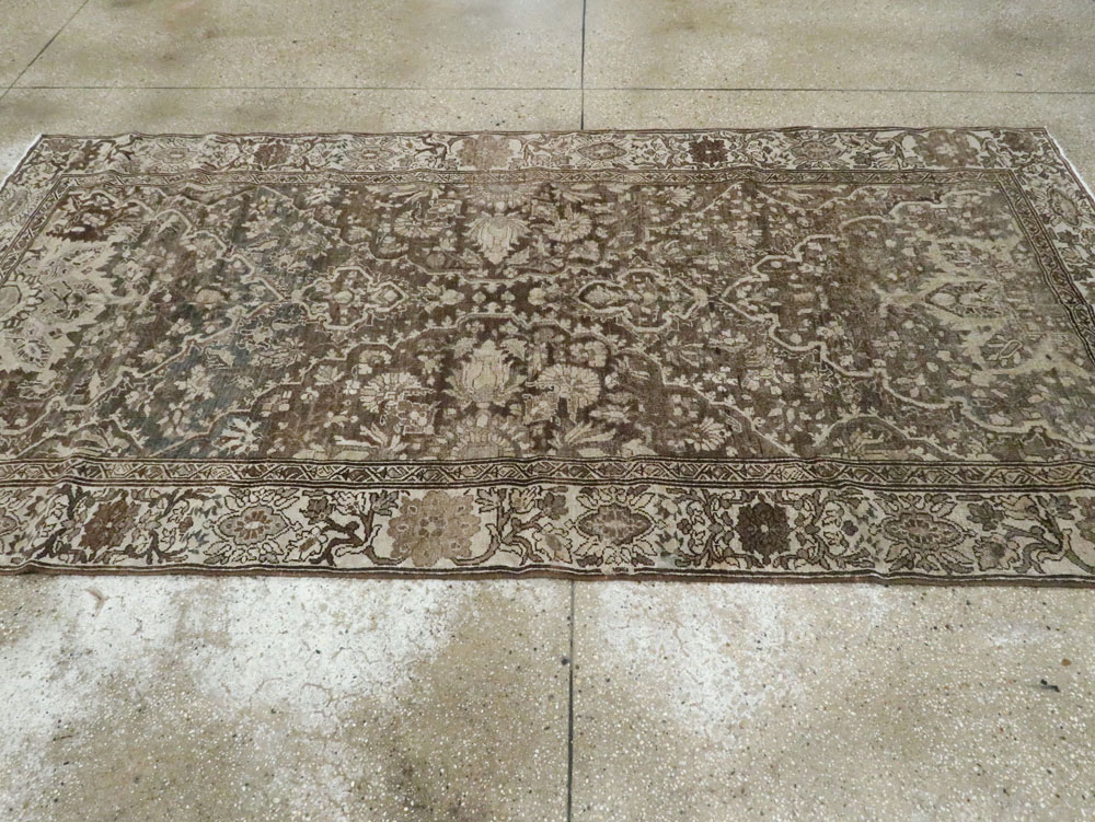 Antique Persian Bakhtiari Rug, No.22712 - Gsblank