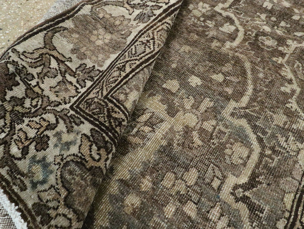 Antique Persian Bakhtiari Rug, No.22712 - Gsblank