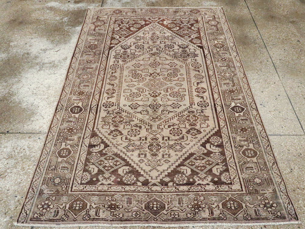 Antique Persian Malayer Rug, No.22735 - Gsblank