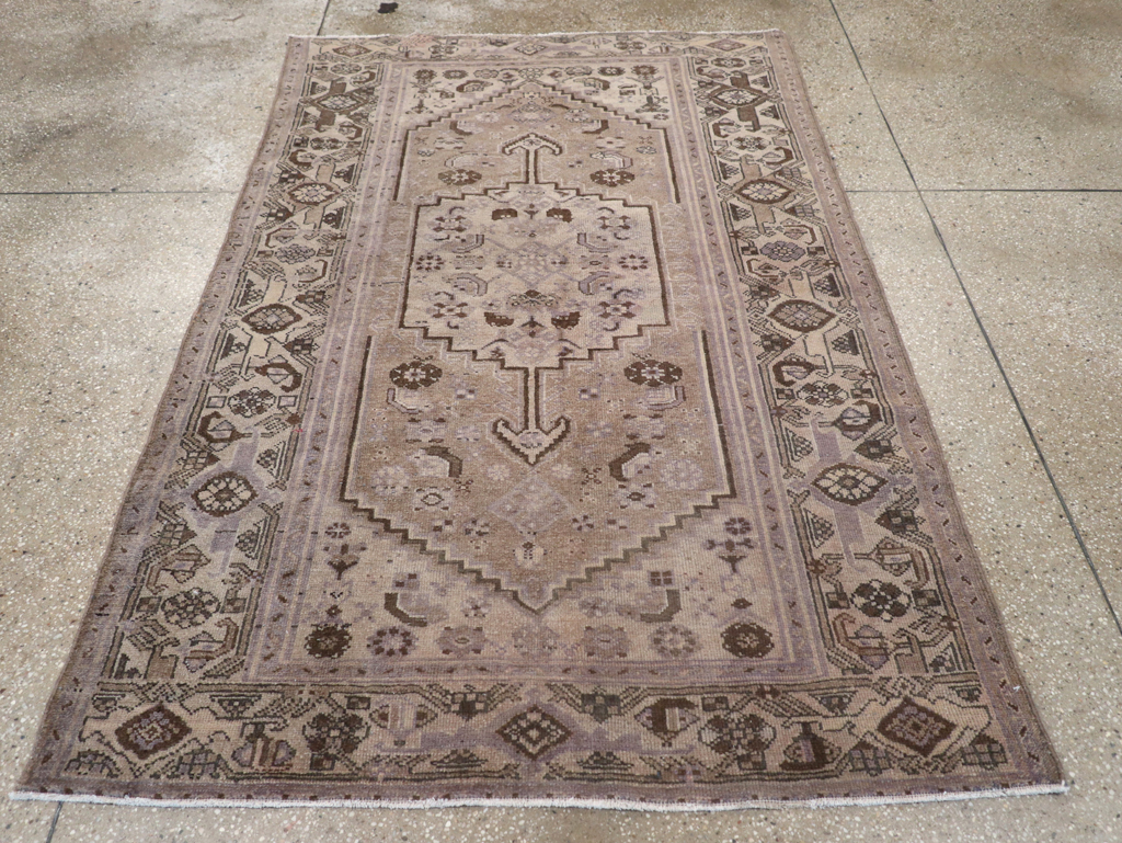 Vintage Persian Malayer Accent Rug, No.22749 - Gsblank