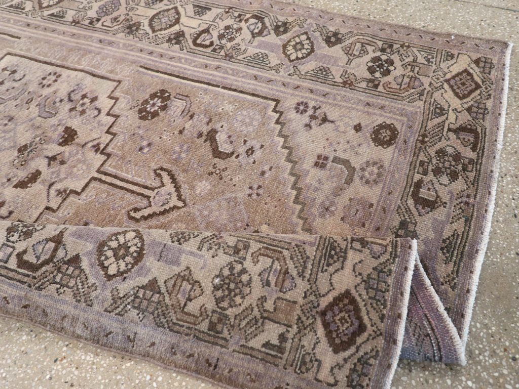 Vintage Persian Malayer Accent Rug, No.22749 - Gsblank