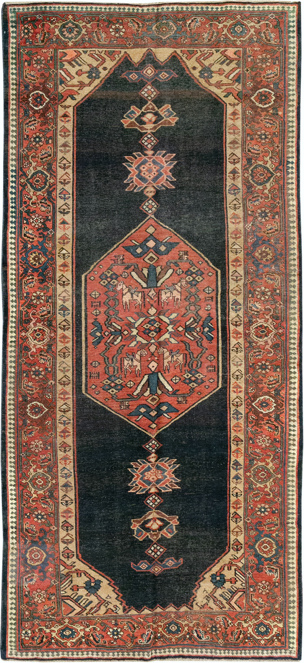 Antique Persian Bidjar Rug, No.22755 - Gsblank