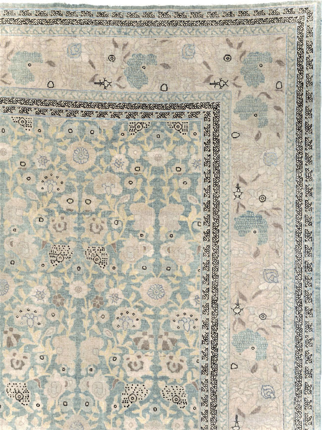 Antique Persian Tabriz Large Room Size Carpet, No.22760 - Gsblank