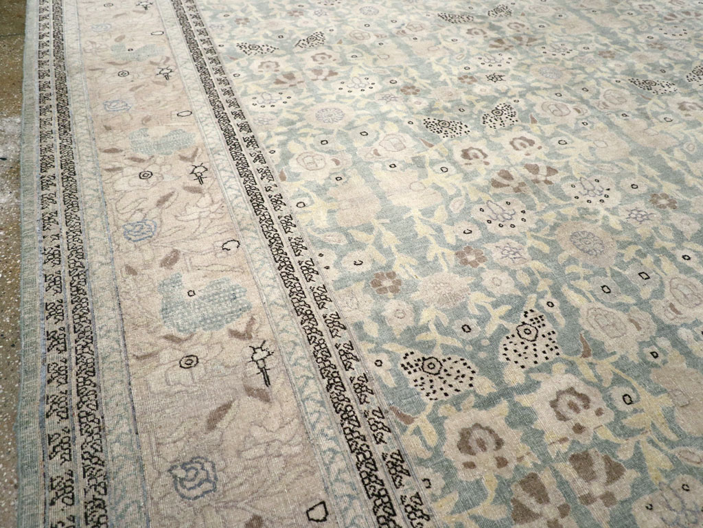 Antique Persian Tabriz Large Room Size Carpet, No.22760 - Gsblank