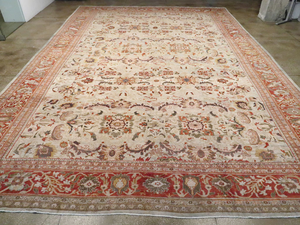 Antique Persian Sulatanbad Carpet, No.22784 - Gsblank