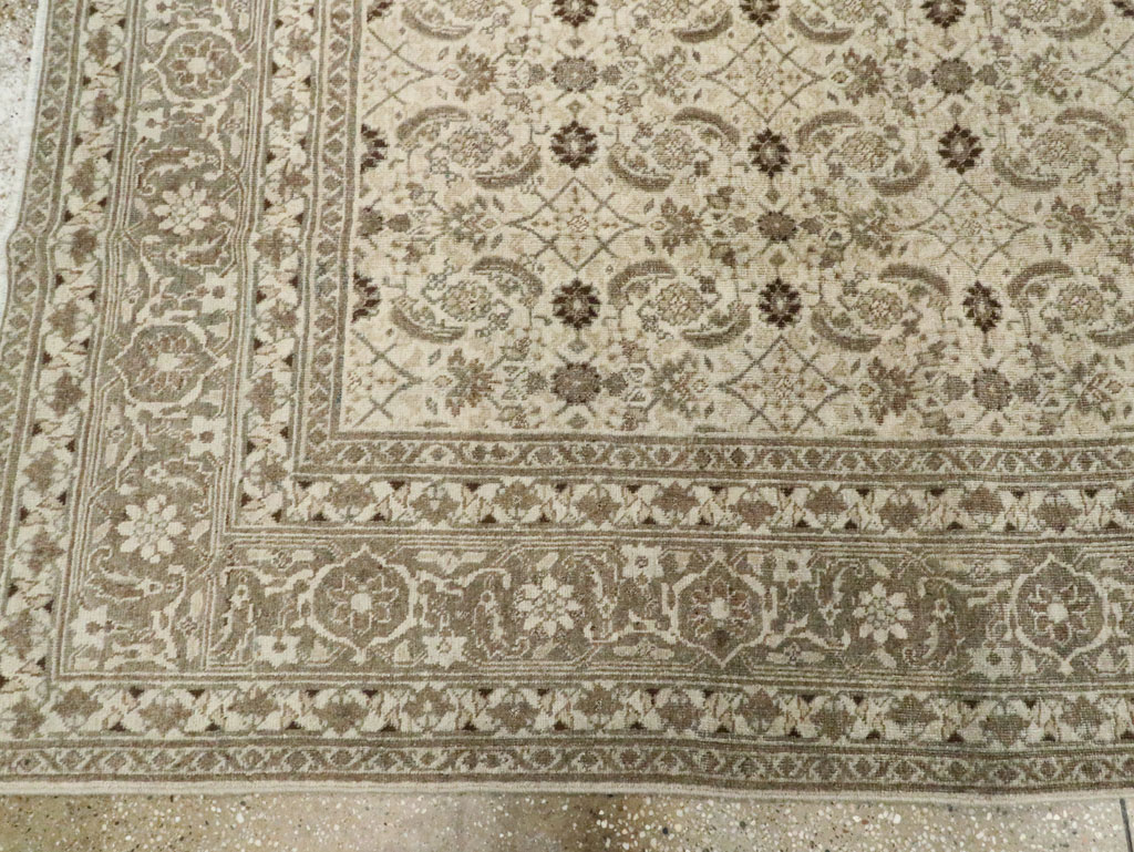 Antique Persian Tabriz Carpet, No.22790 - Gsblank