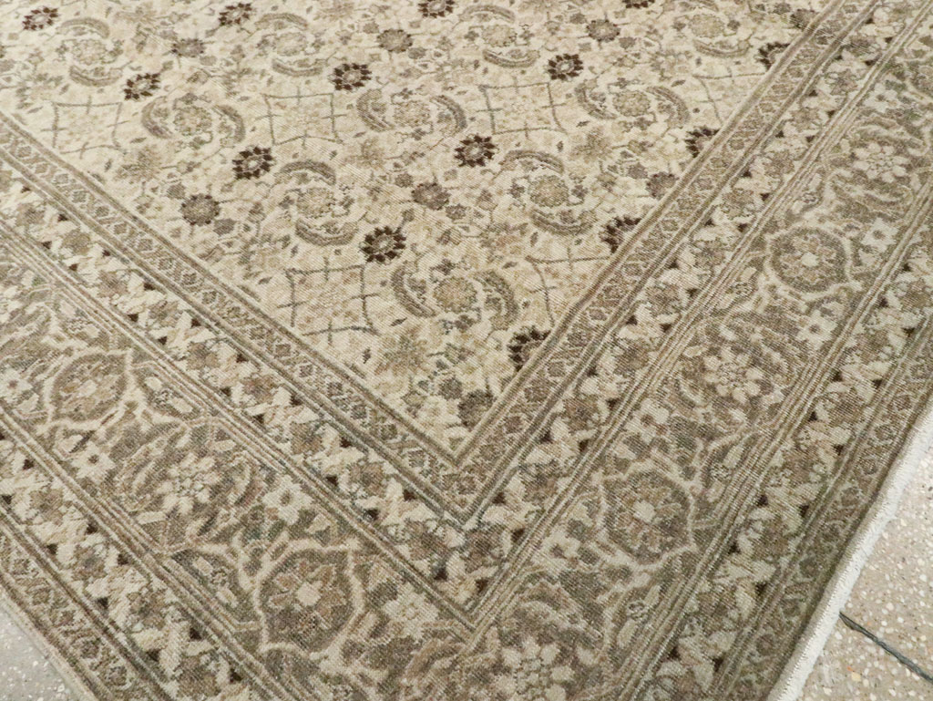 Antique Persian Tabriz Carpet, No.22790 - Gsblank