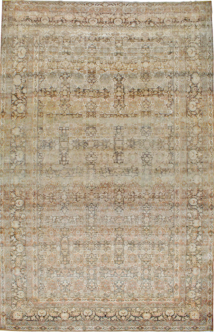 Antique Persian Isfahan Carpet, No.22808 - Gsblank