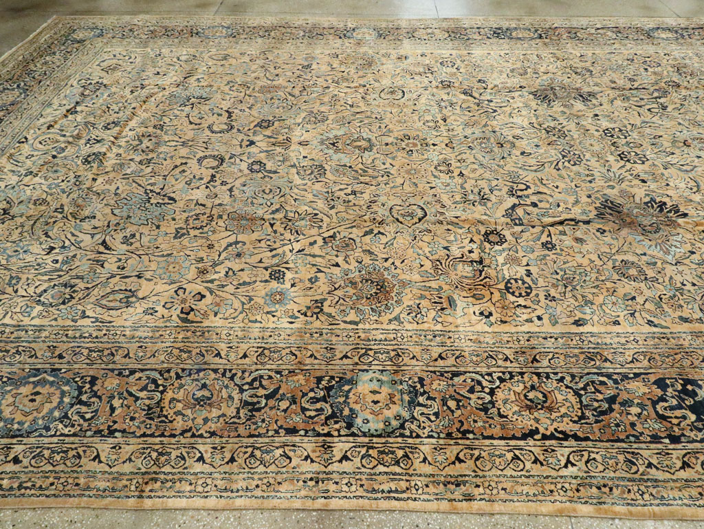Antique Persian Lavar Kerman Carpet, No.22849 - Gsblank