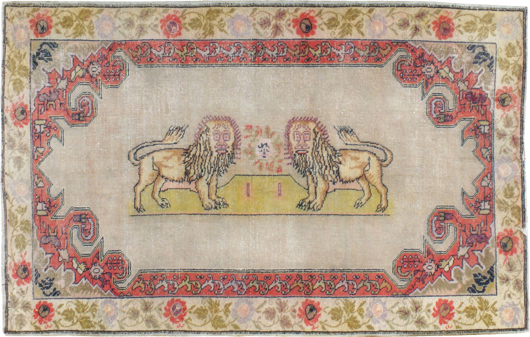 Antique Turkish Sivas Pictorial Rug, No.22858 - Gsblank