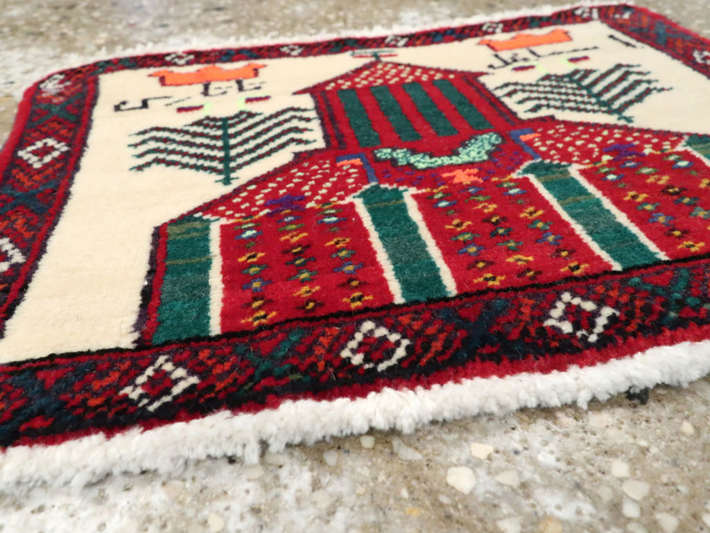 Vintage Persian Baluch Pictorial Rug, No.22881 - Gsblank